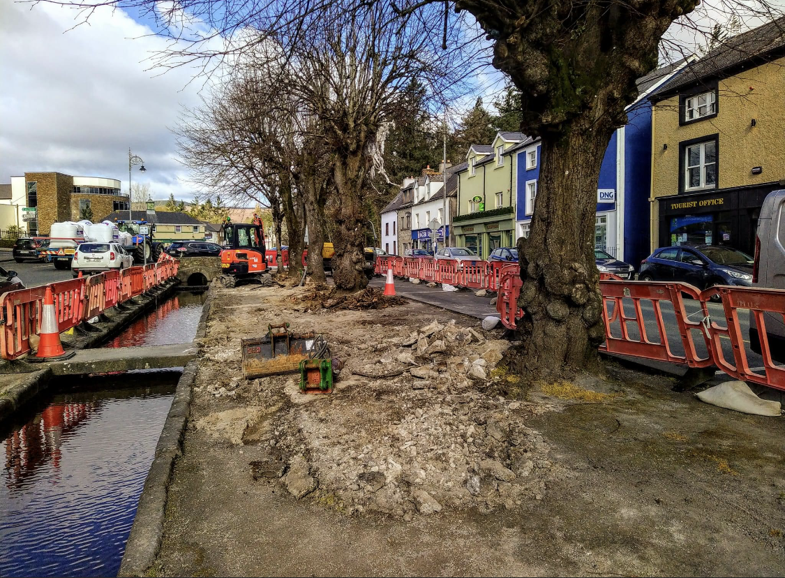 Great News – works recommence on the mall!